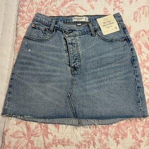 NWT Abercrombie & Fitch the 90s micro mini crossover skirt